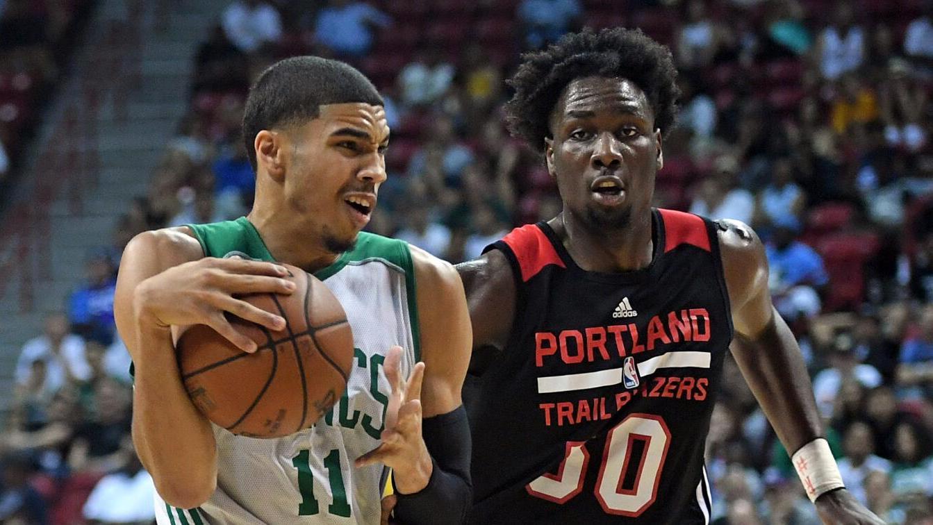 英媒：热刺领跑伊万-托尼的转会，球员愿意降低一半的薪水（英媒称热刺在伊万-托尼转会竞争中领先，球员愿降薪50%）