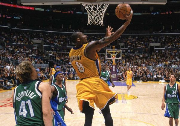 克罗斯：皇马与曼城都缺乏中场控制力；英超球队客场表现下滑（克罗斯：皇马、曼城中场掌控不足，英超球队客场竞争力下滑）