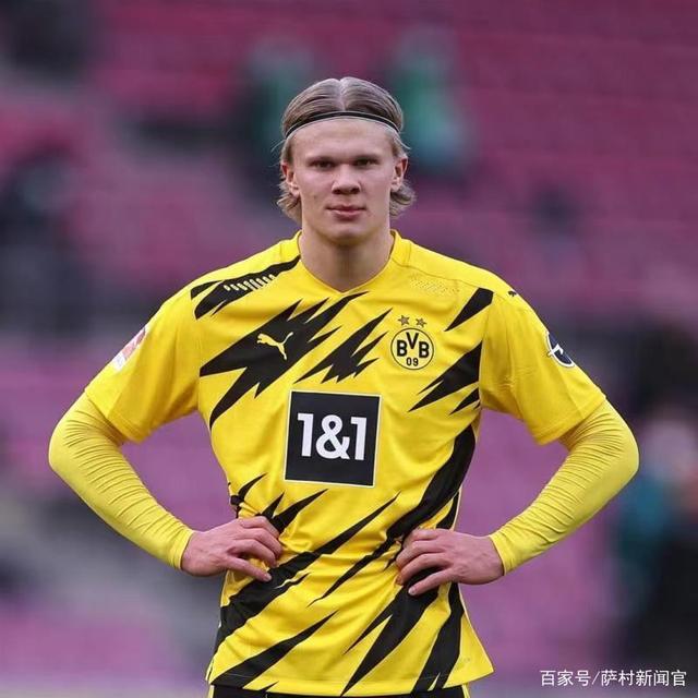 半场战报：斯洛伐克0-0北爱尔兰，双方破门乏术（半场快讯：斯洛伐克与北爱尔兰互交白卷，比分0-0）