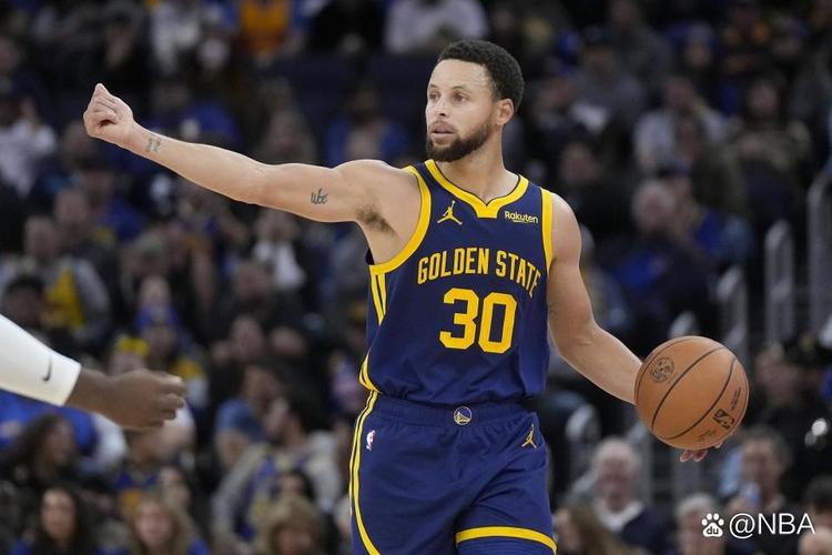 世体：巴萨已提交1B许可所需文件，预计对阿拉维斯时回诺坎普（世体：巴萨已递交1B许可文件，战阿拉维斯有望重返诺坎普）