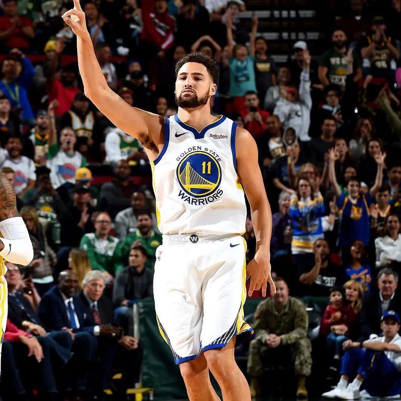 德拉富恩特：若十年后没伤病，亚马尔能够比肩C罗、马拉多纳（德拉富恩特：若未来十年无伤病，亚马尔可比肩C罗与马拉多纳）