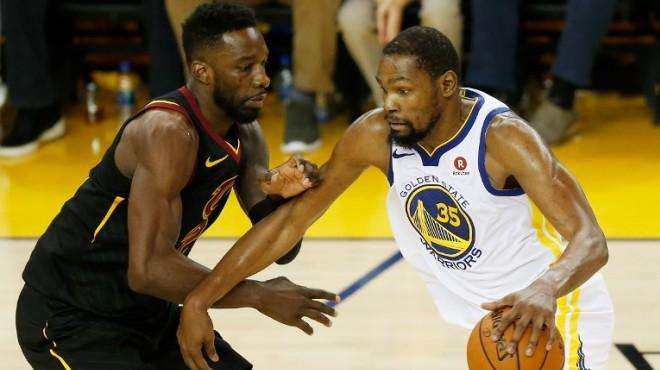 于根伟：今年我们外援的整体表现，我觉得应该能打到70分以上（于根伟：今年外援整体表现至少70分）