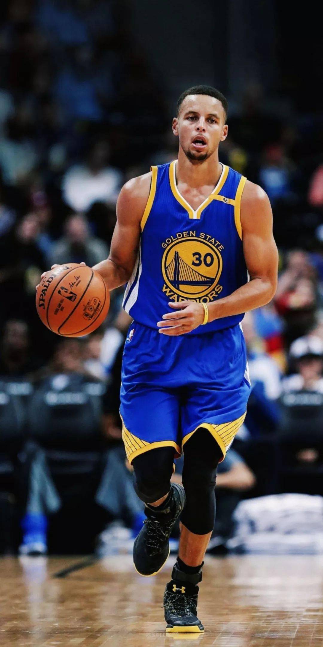 亚洲第一门将？陈威4项数据高居亚冠第一：国门最佳接班人！（陈威亚冠四项领跑，被誉为国门最佳接班人：亚洲第一门将在望？）