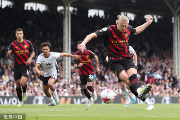 骚操作！中超升班马要自废长城放走冲超功勋外援，新赛季保级堪忧（离谱操作？中超升班马或放走冲超功臣外援，新赛季保级前景堪忧）